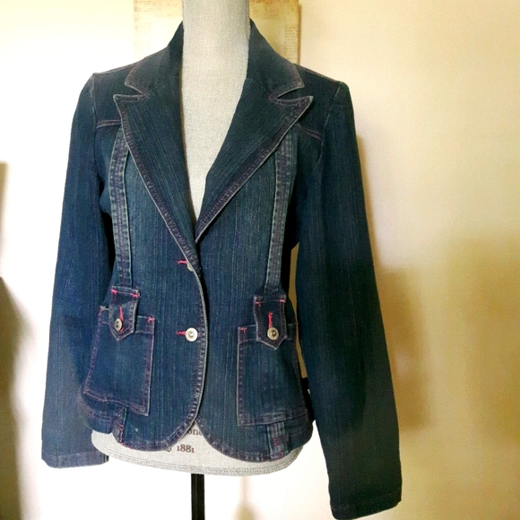 First Kiss jacket - Picture 1 of 5